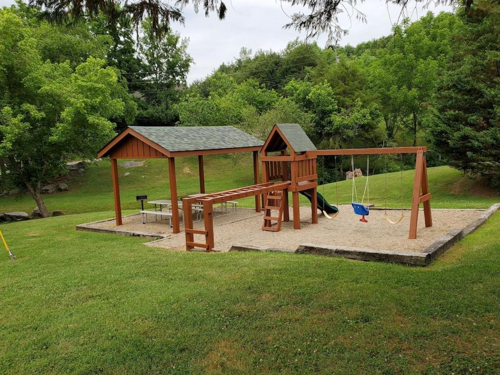 Story Brook: Beautiful True Log Cabin! Close To Dollywood, State Park, And More! Sevierville Ngoại thất bức ảnh