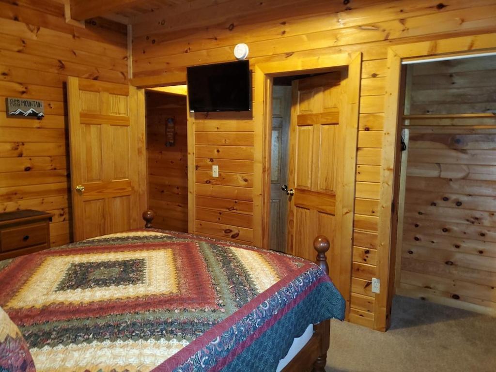 Story Brook: Beautiful True Log Cabin! Close To Dollywood, State Park, And More! Sevierville Ngoại thất bức ảnh