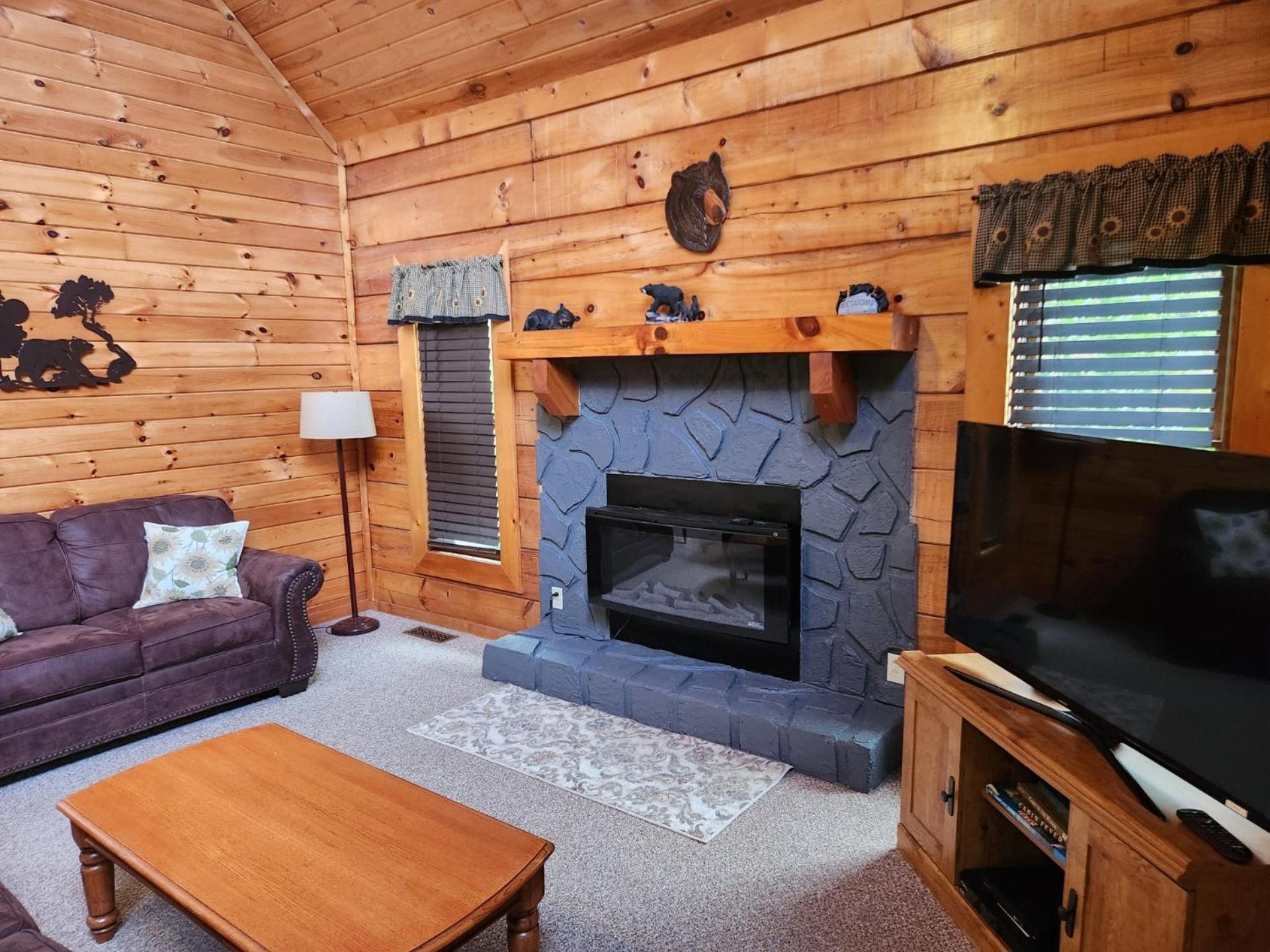 Story Brook: Beautiful True Log Cabin! Close To Dollywood, State Park, And More! Sevierville Ngoại thất bức ảnh